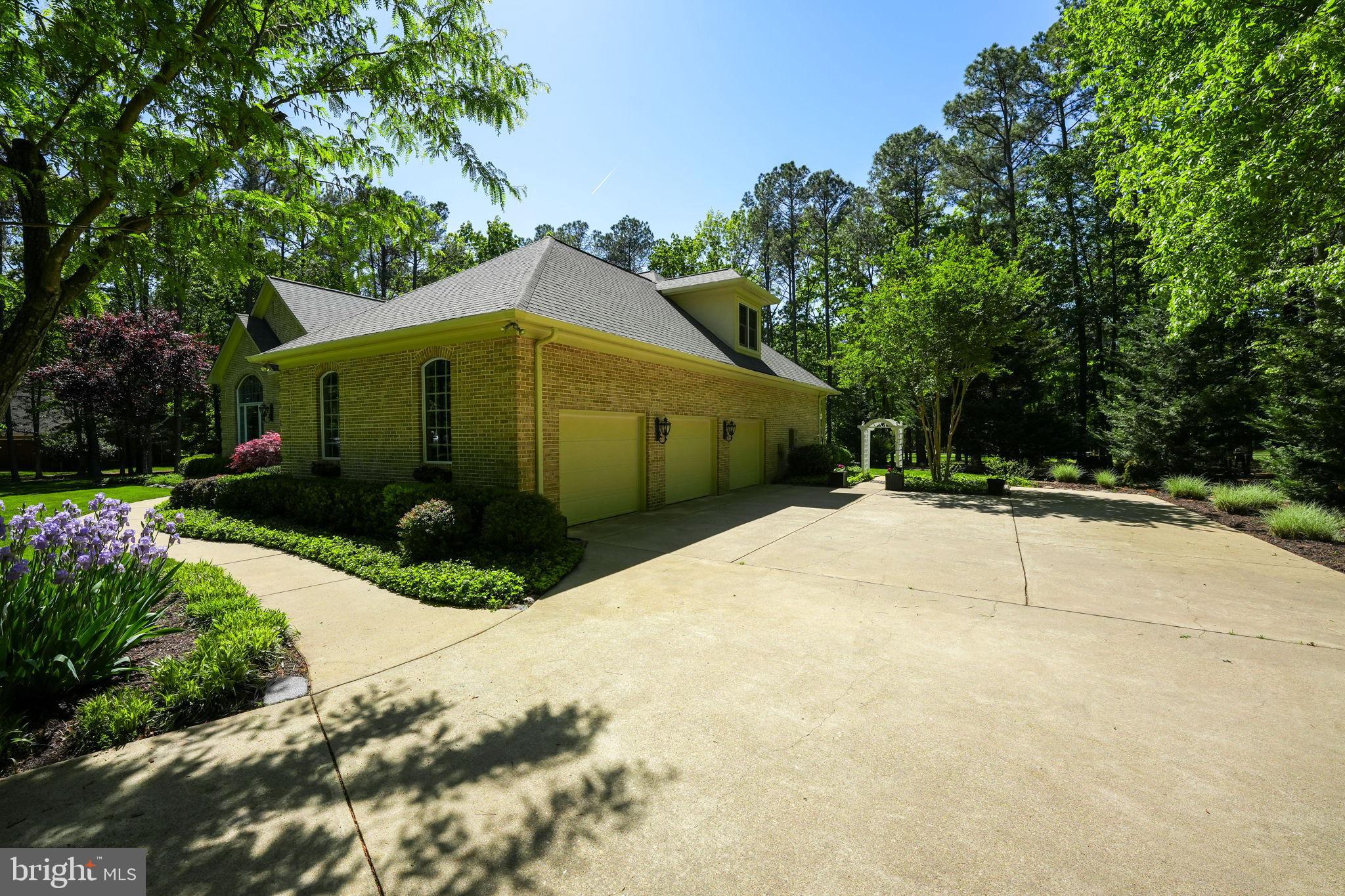 FAWN LAKE - Residential