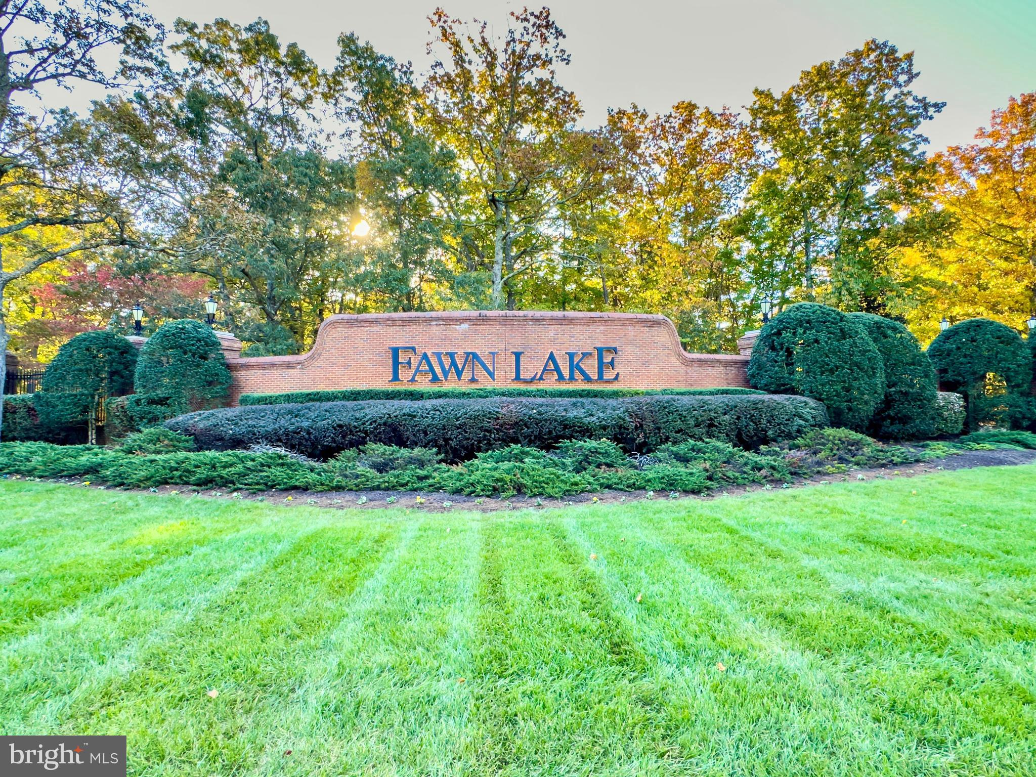 FAWN LAKE - Residential
