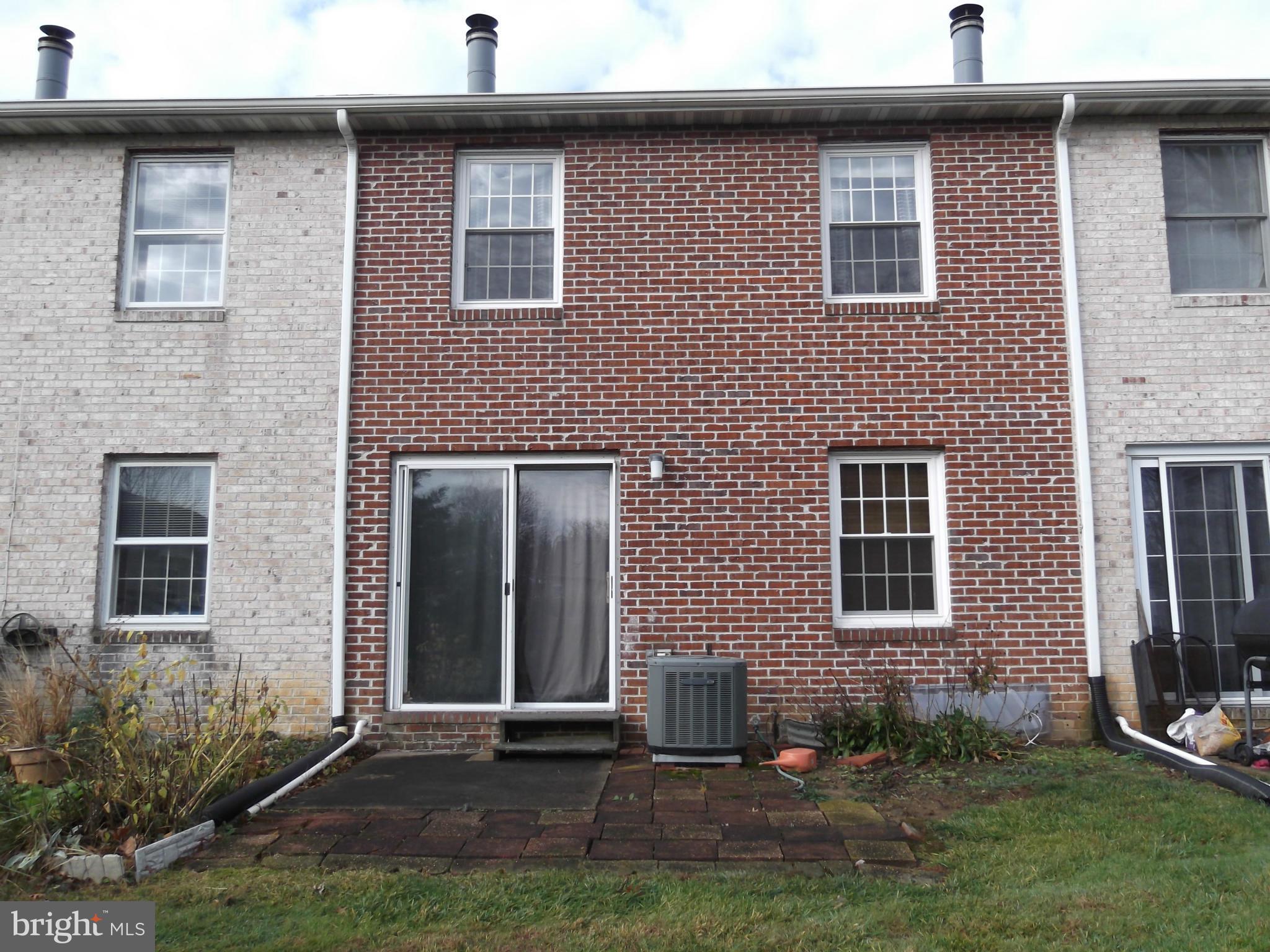 HARLAN SQUARE CONDOMINIUMS - Residential