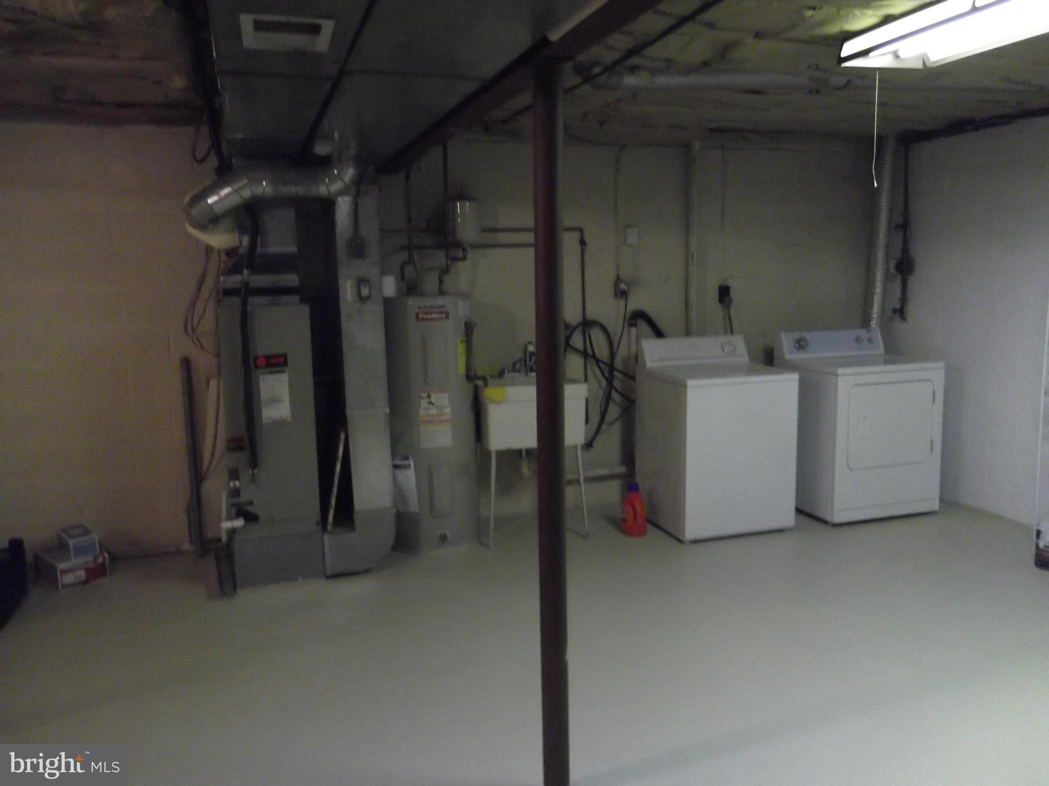 HARLAN SQUARE CONDOMINIUMS - Residential