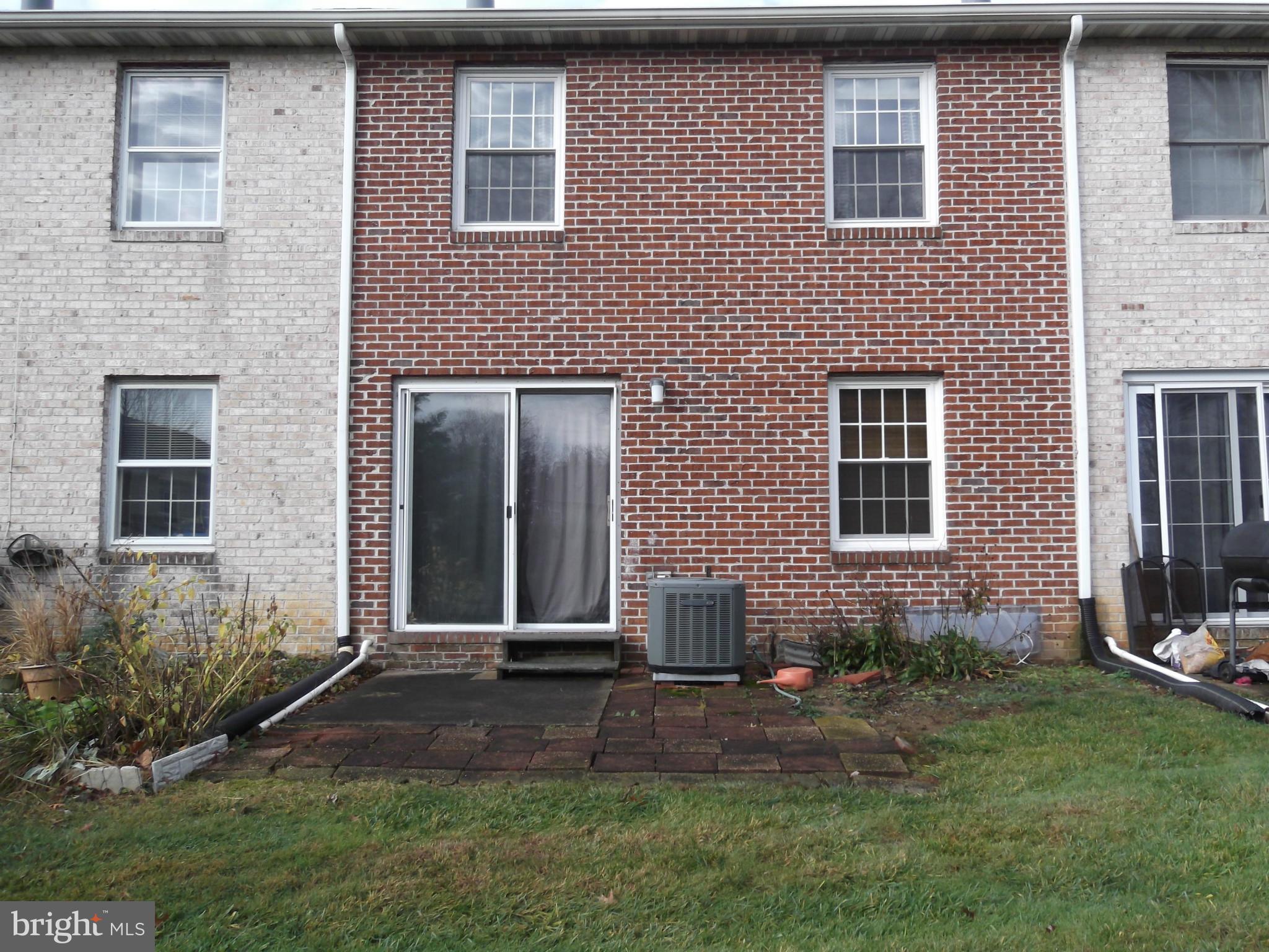 HARLAN SQUARE CONDOMINIUMS - Residential