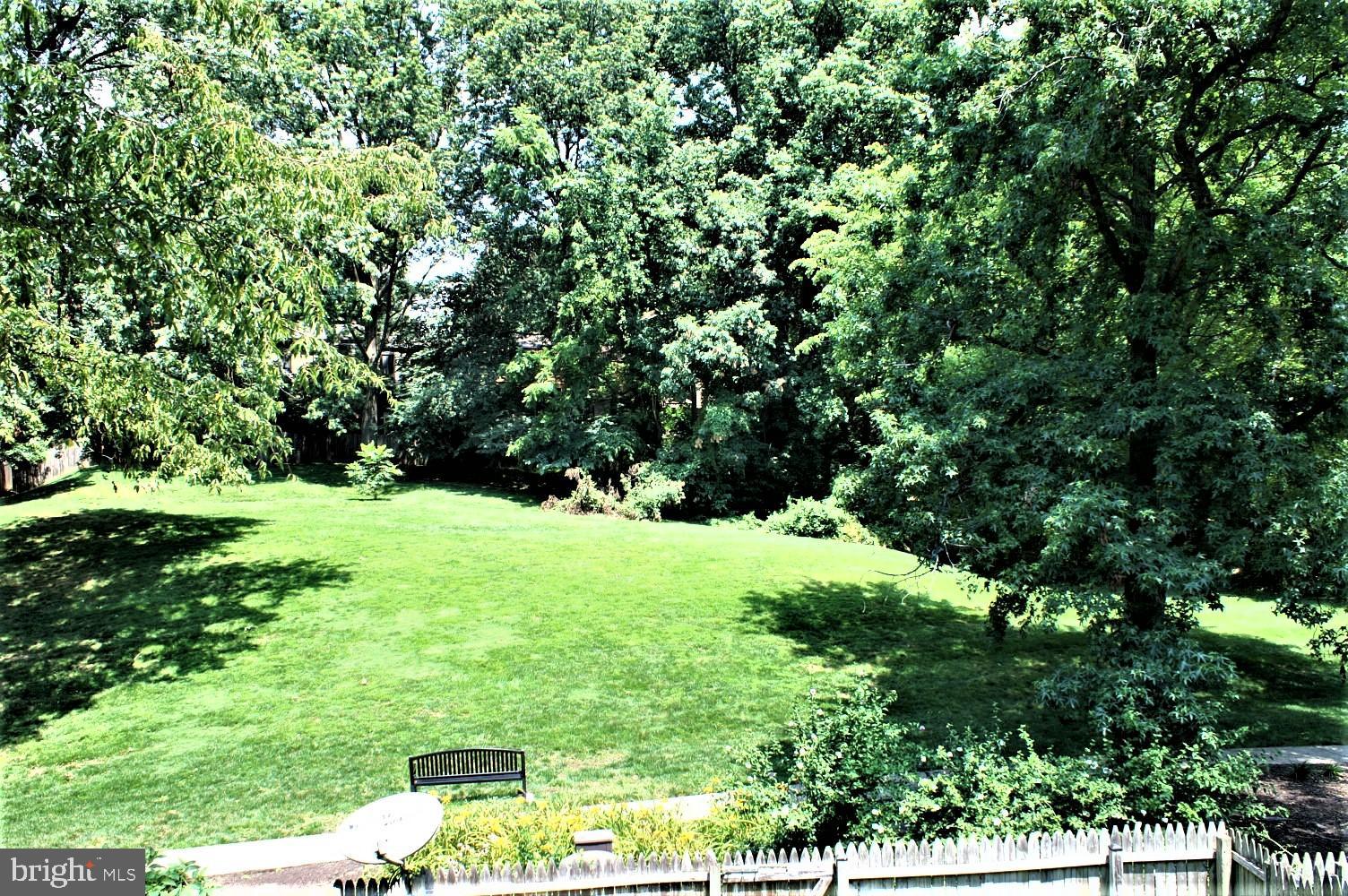 AMERICANA FAIRFAX - Residential