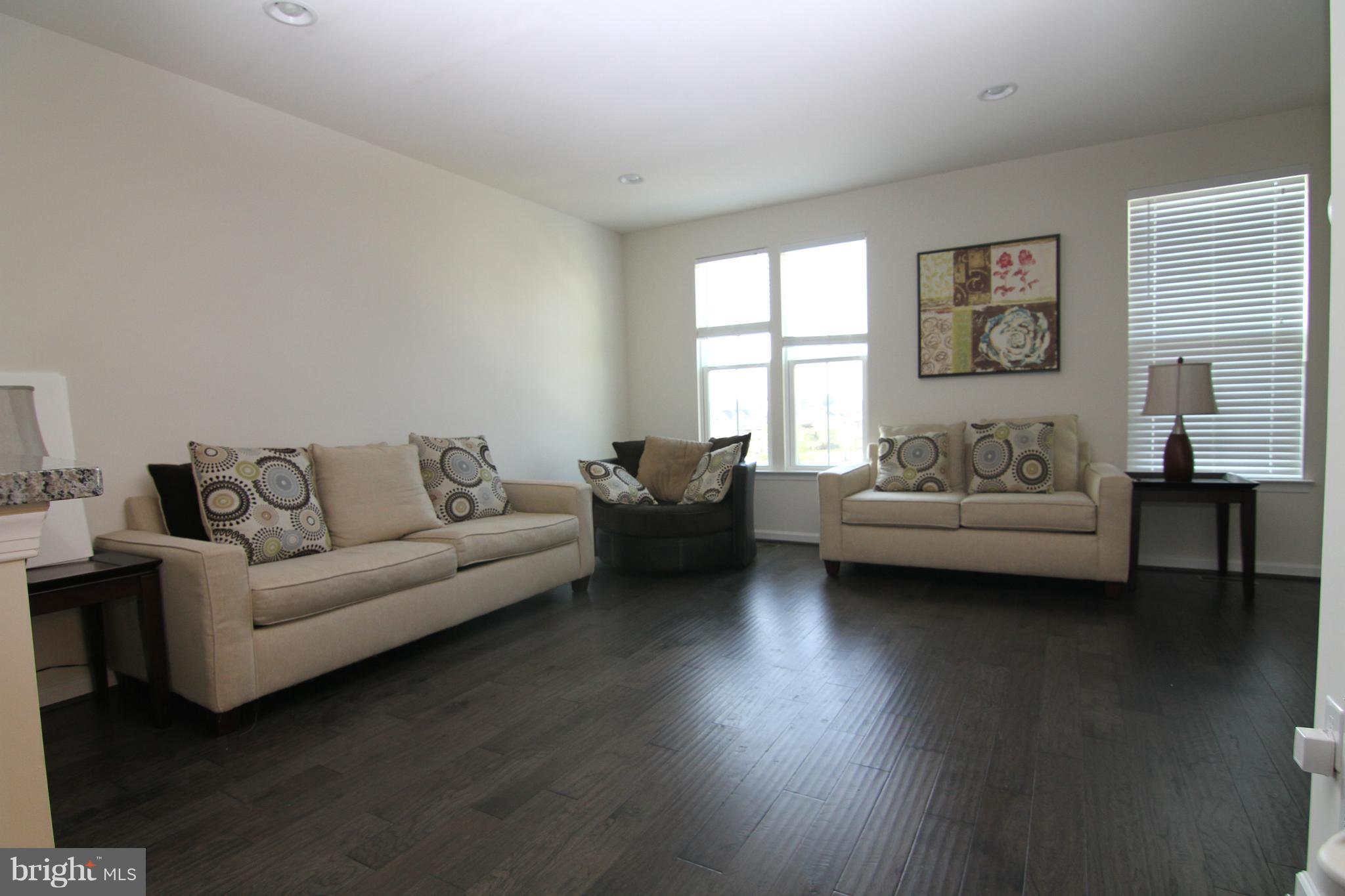 CD SMITH - Residential Lease