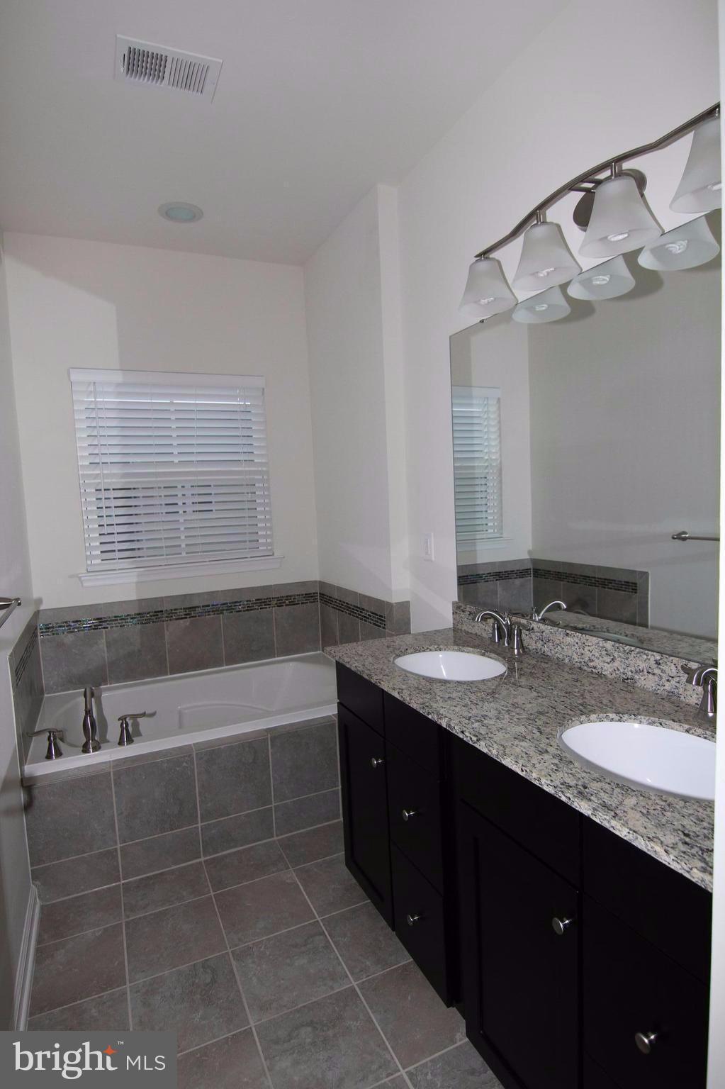 CD SMITH - Residential Lease