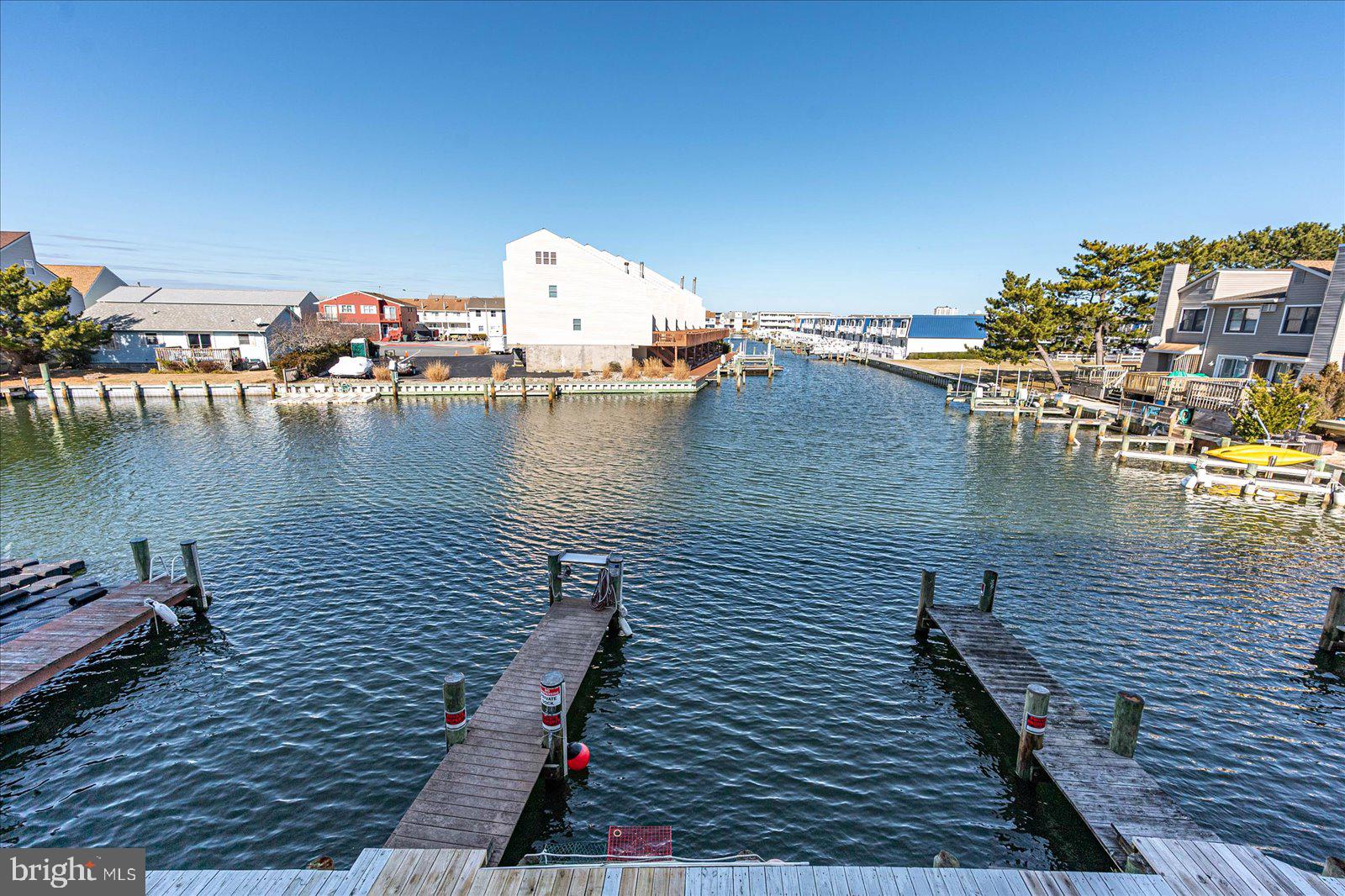 BAYSHORE ESTATES - Residential