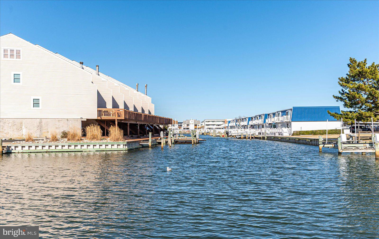 BAYSHORE ESTATES - Residential