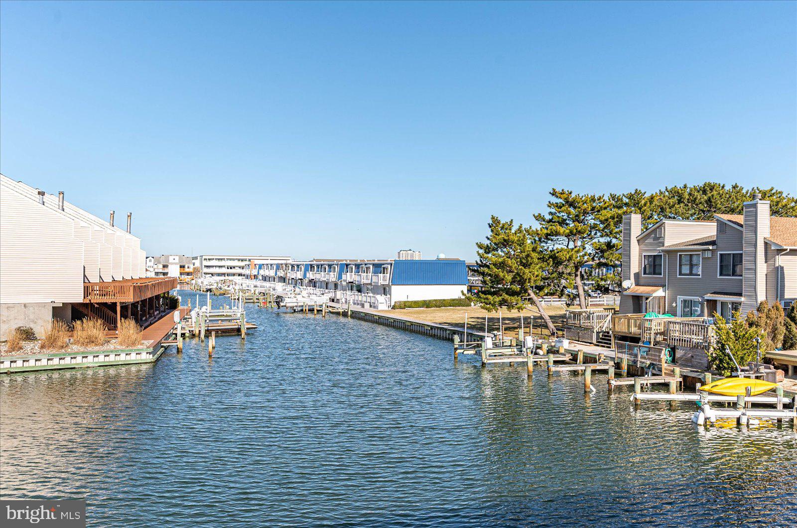 BAYSHORE ESTATES - Residential