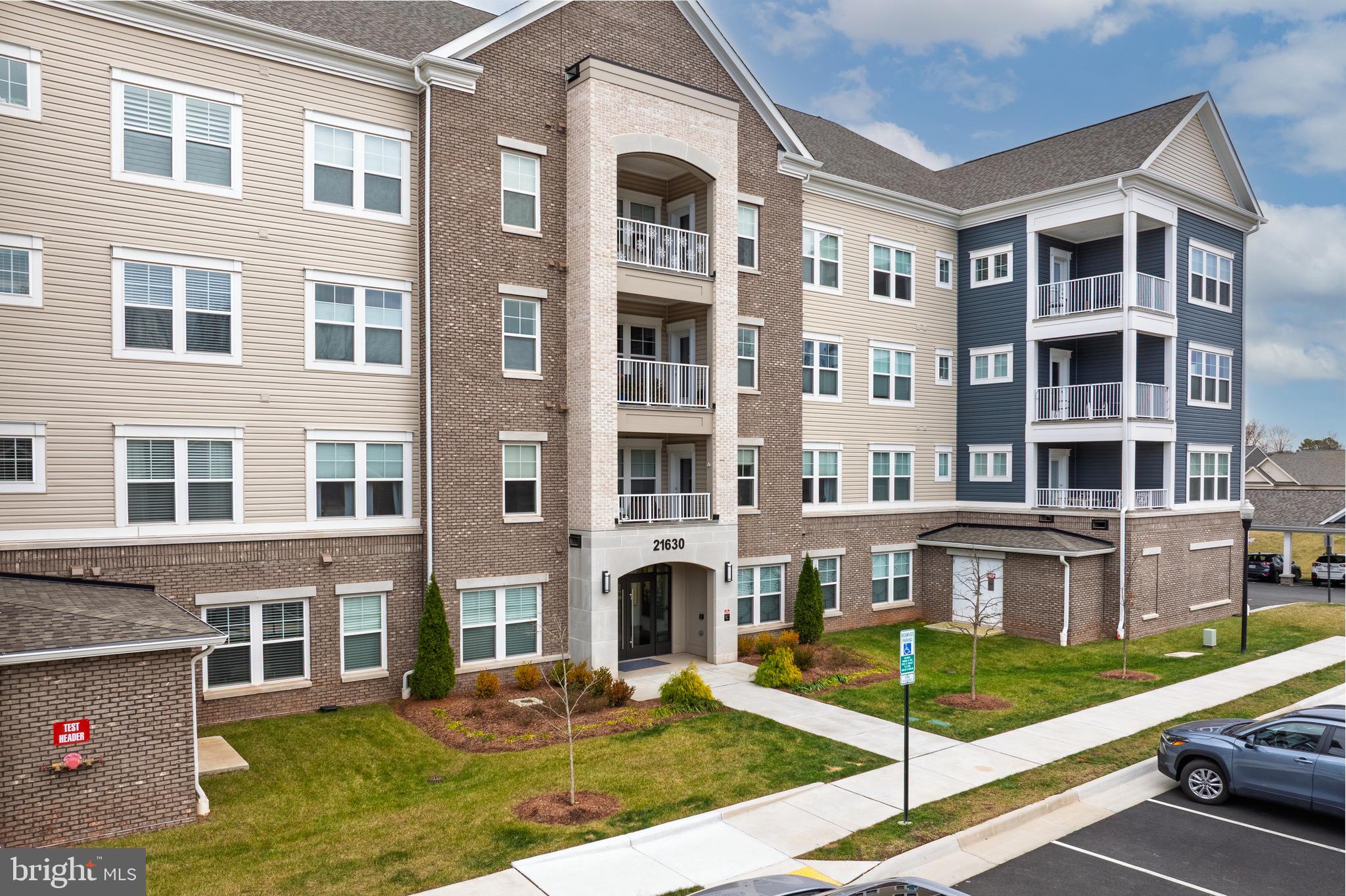 MONTEBELLO - Residential