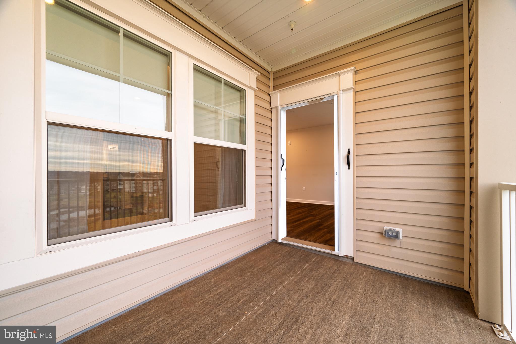 MONTEBELLO - Residential