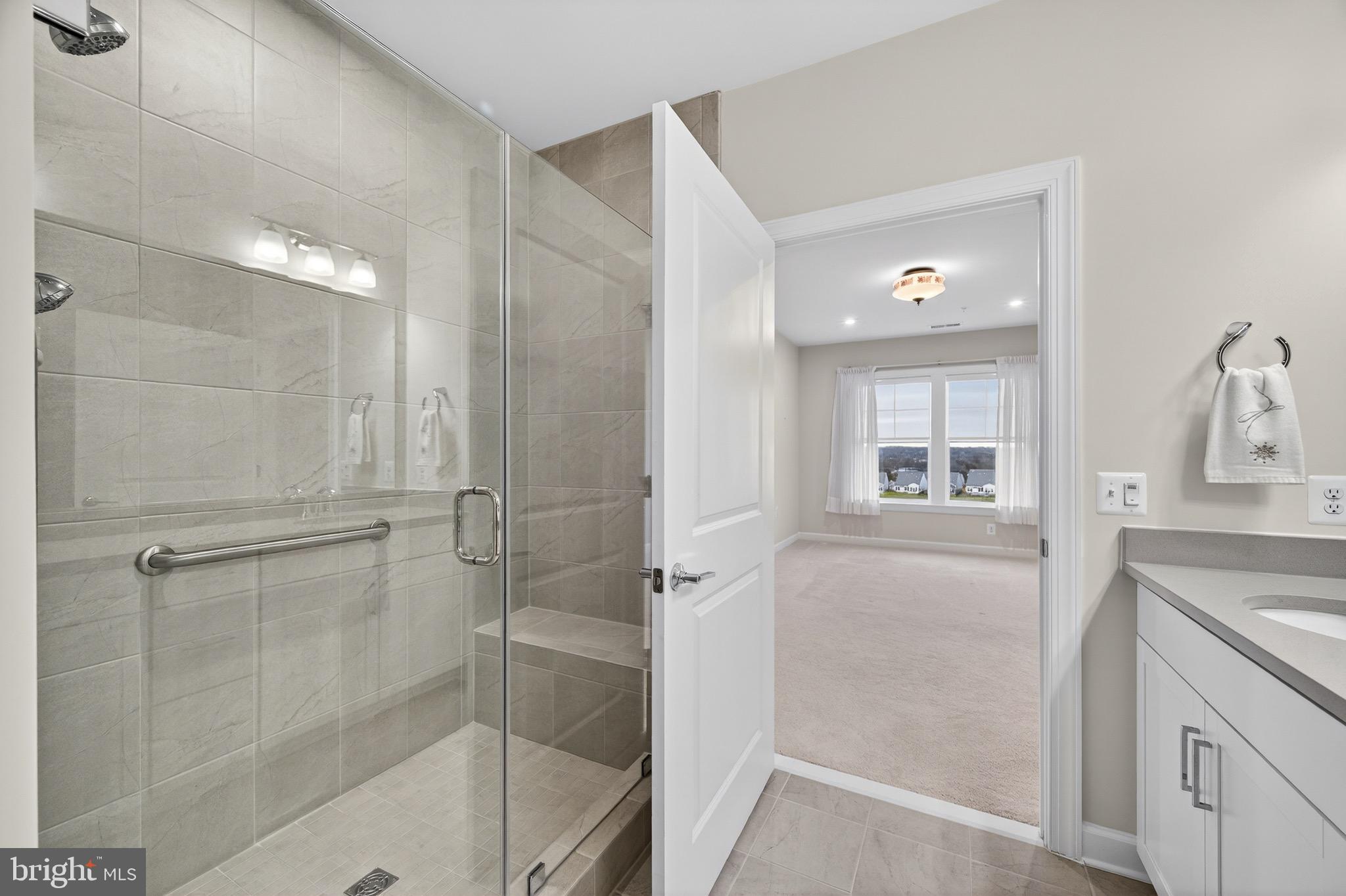 MONTEBELLO - Residential