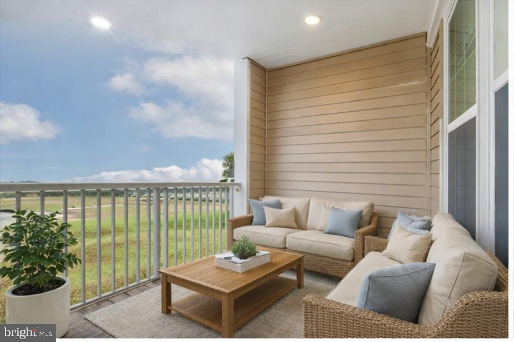 MONTEBELLO - Residential