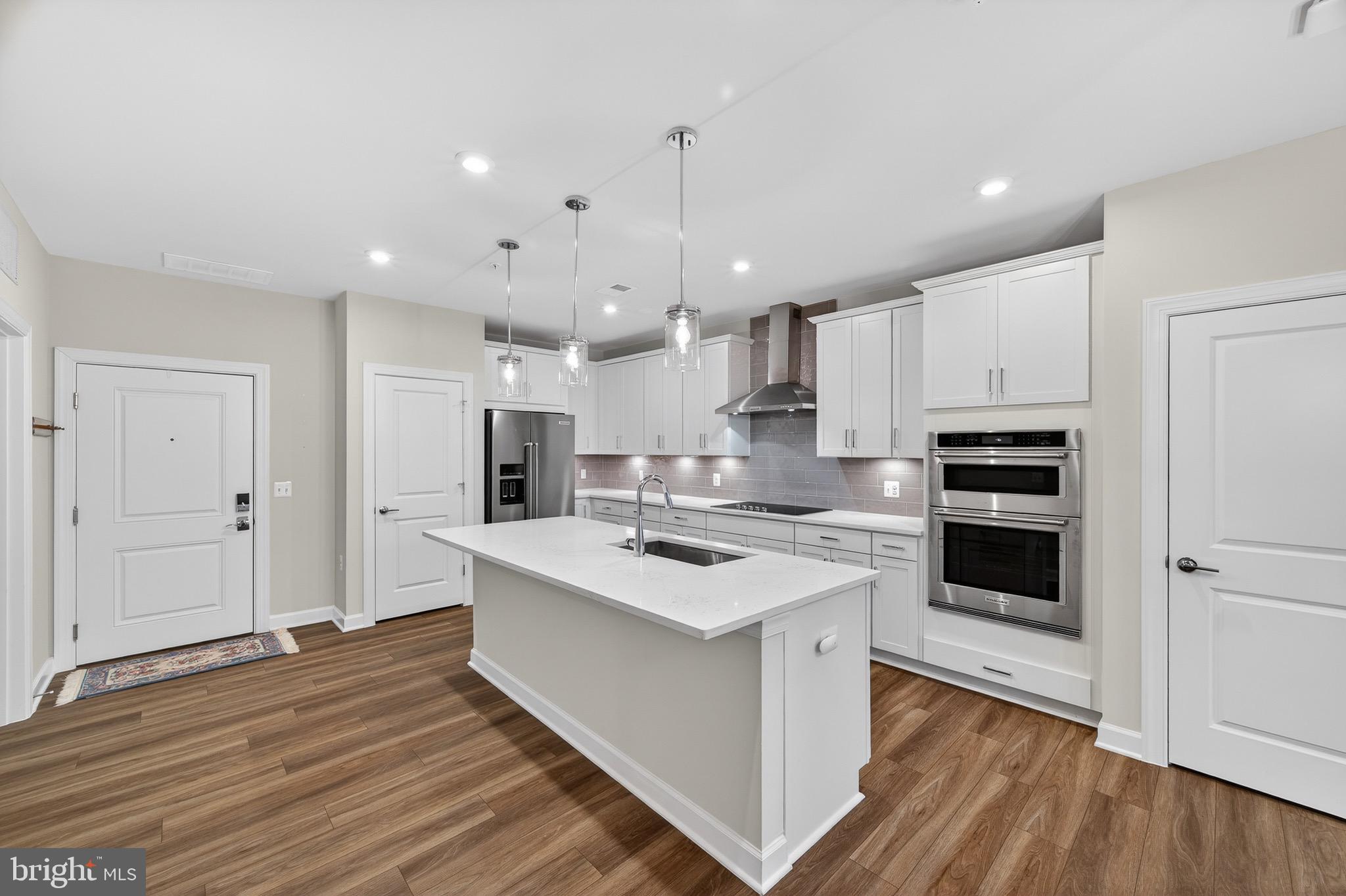 MONTEBELLO - Residential