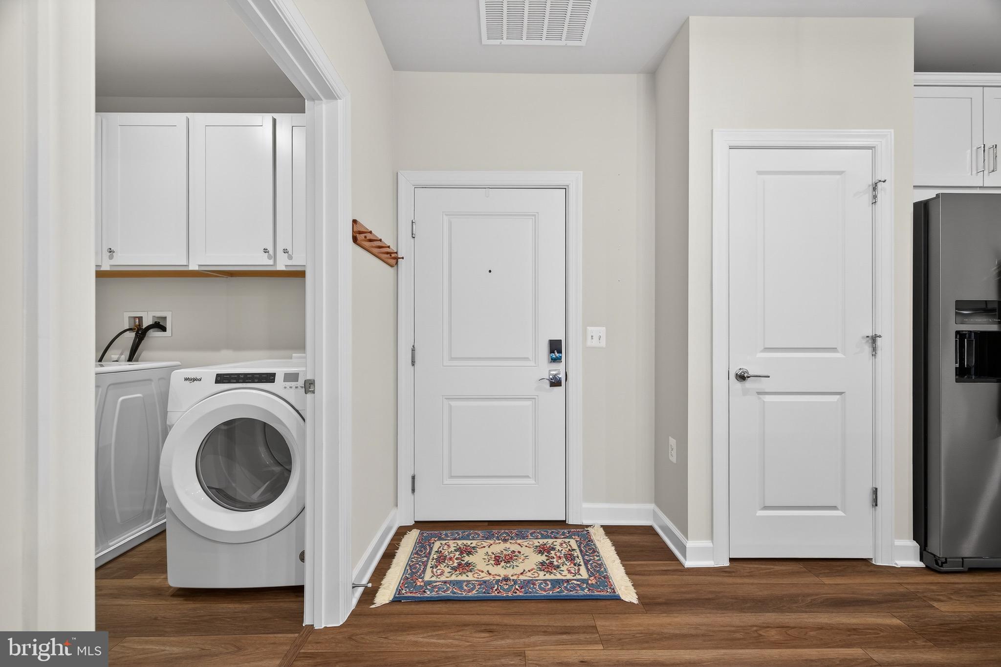 MONTEBELLO - Residential