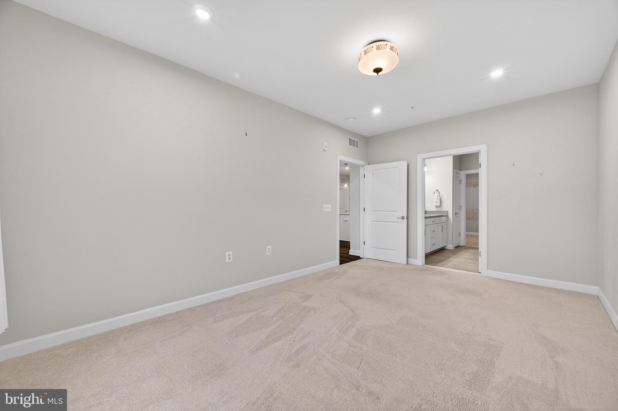 MONTEBELLO - Residential