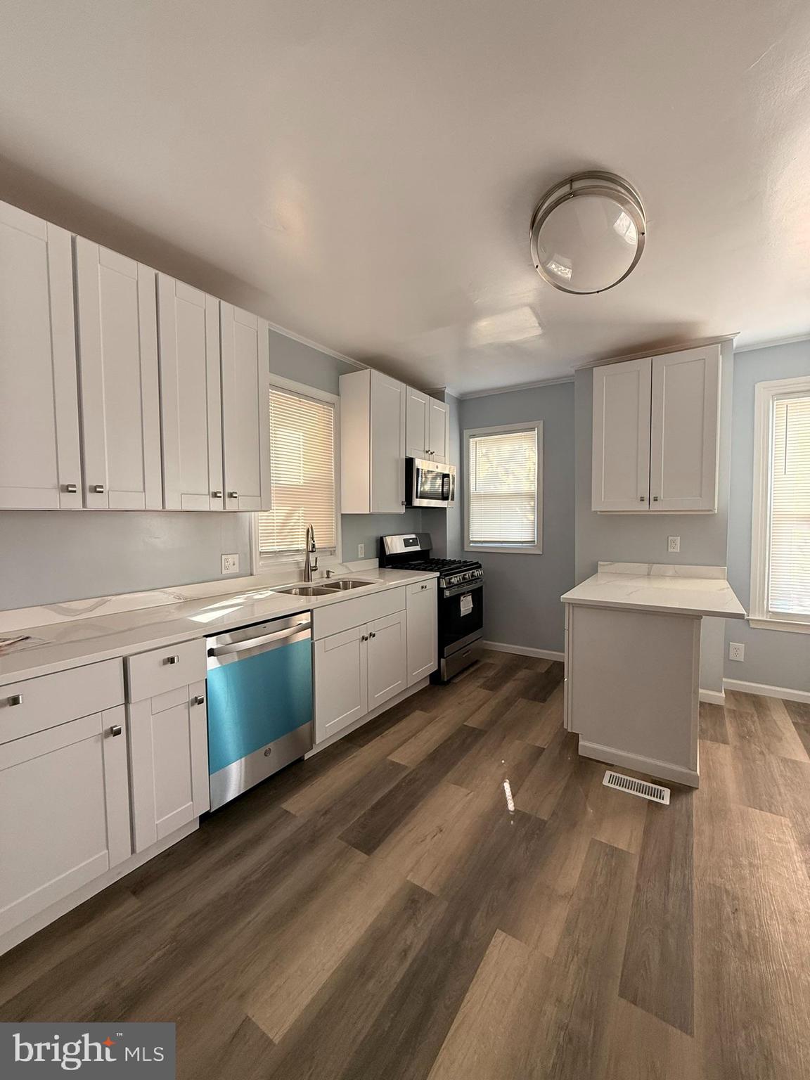 HAGERSTOWN - Residential