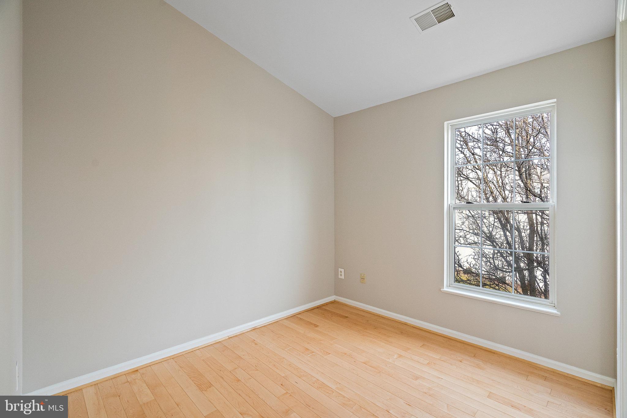 CENTRE RIDGE - Residential