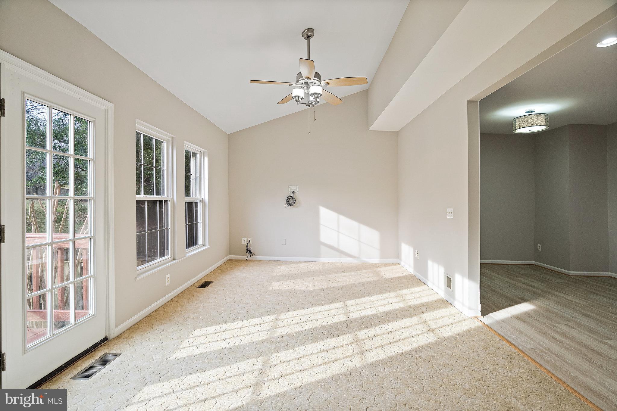 CENTRE RIDGE - Residential
