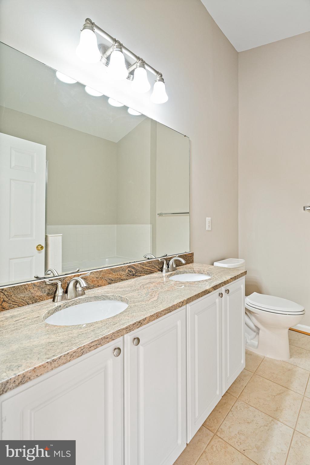 CENTRE RIDGE - Residential