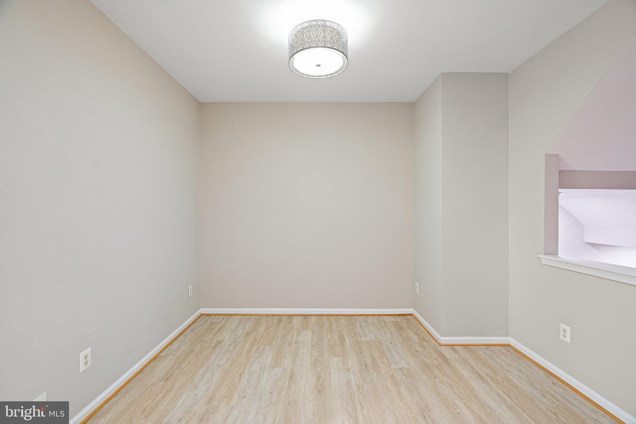 CENTRE RIDGE - Residential