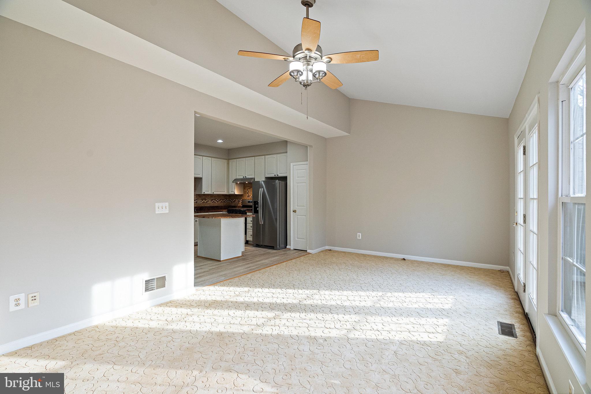 CENTRE RIDGE - Residential