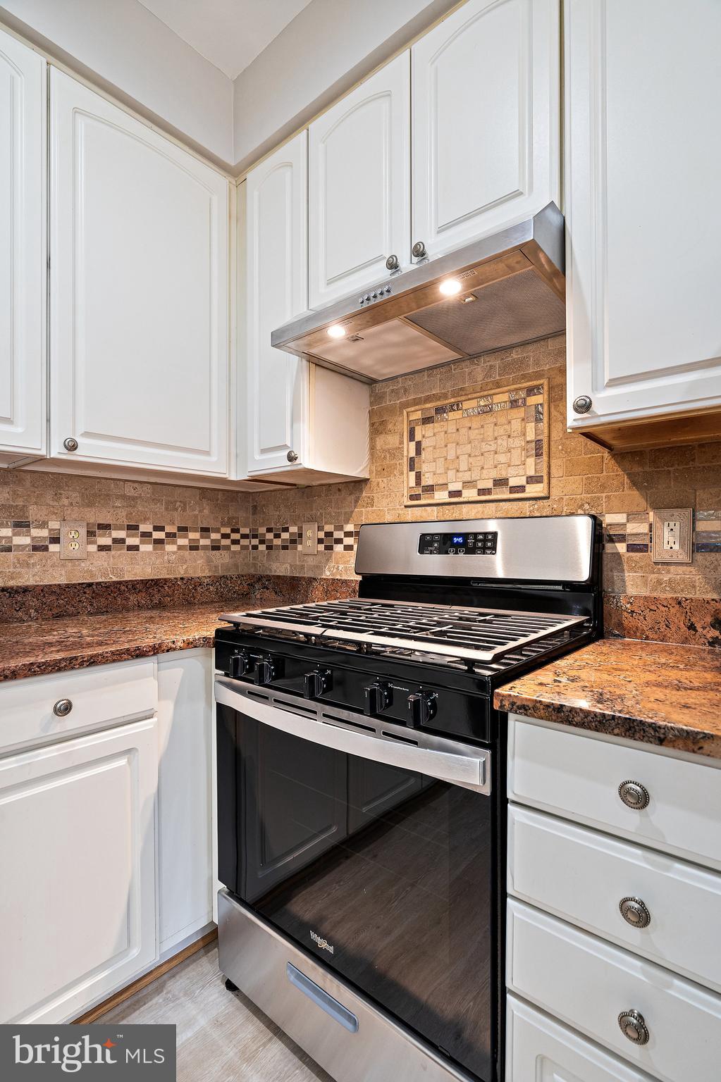 CENTRE RIDGE - Residential