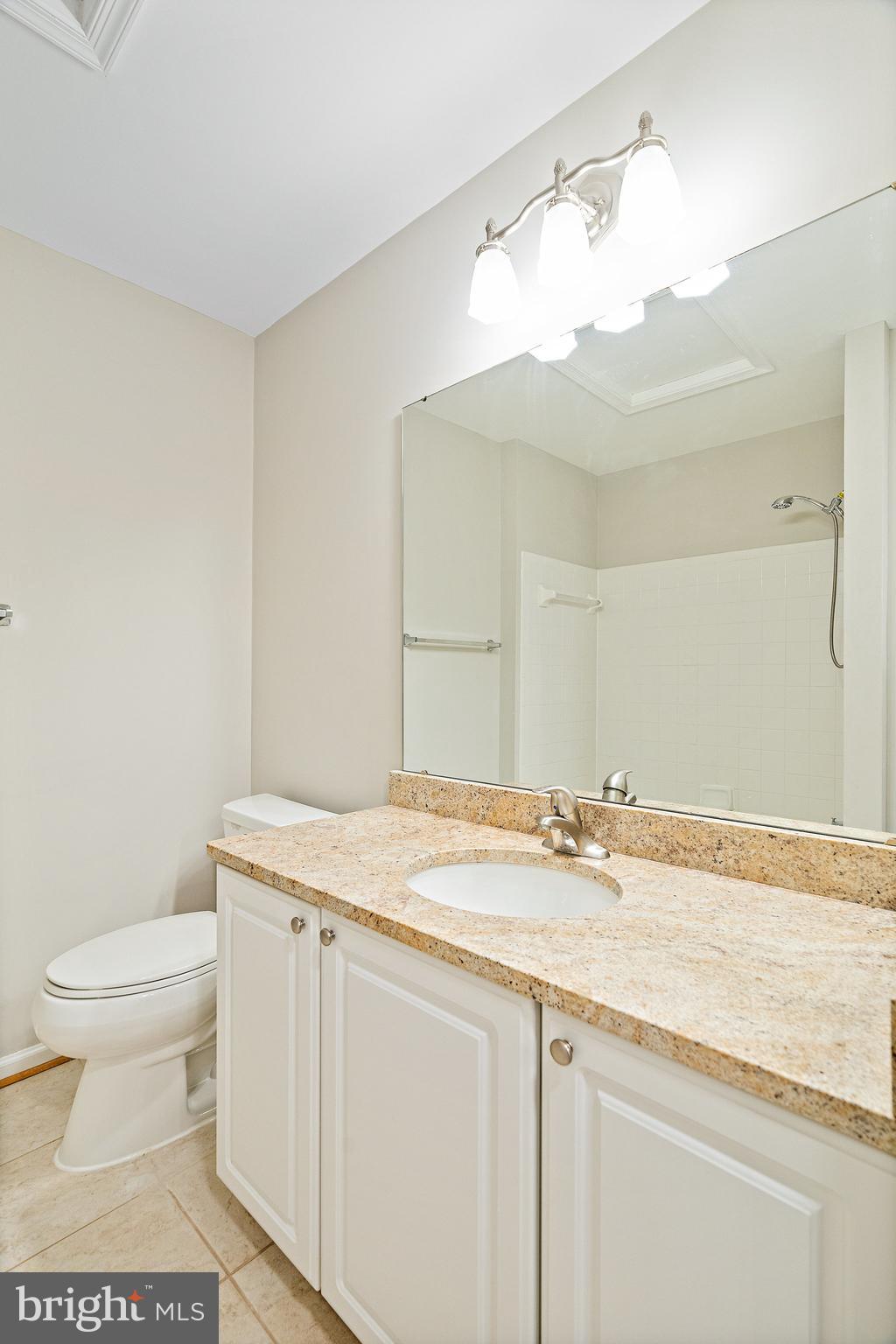 CENTRE RIDGE - Residential