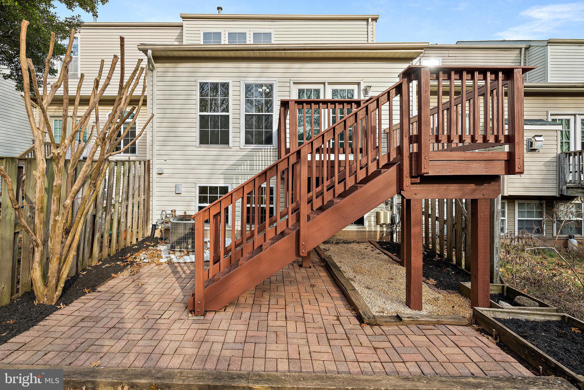 CENTRE RIDGE - Residential