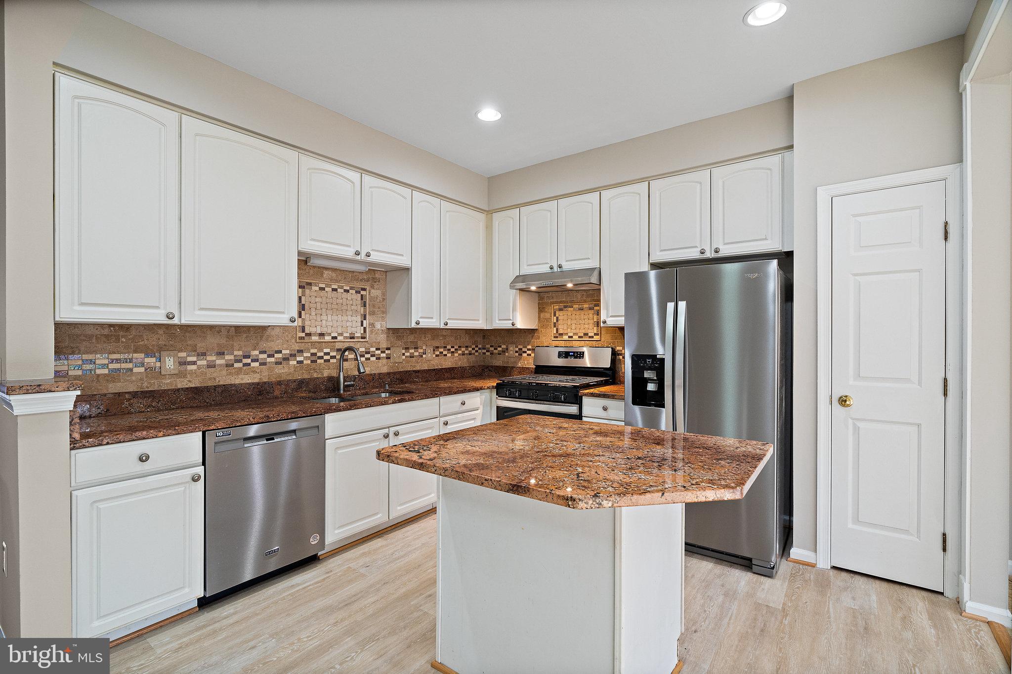CENTRE RIDGE - Residential