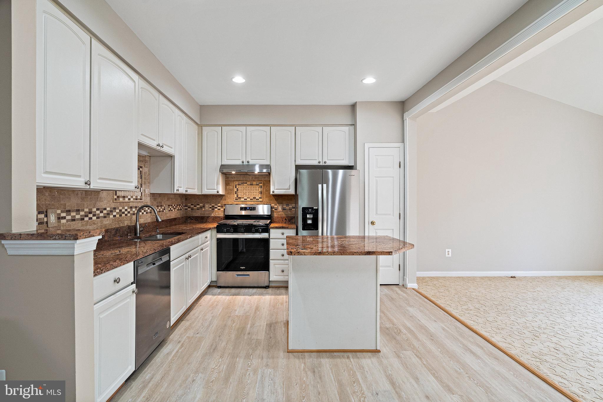 CENTRE RIDGE - Residential