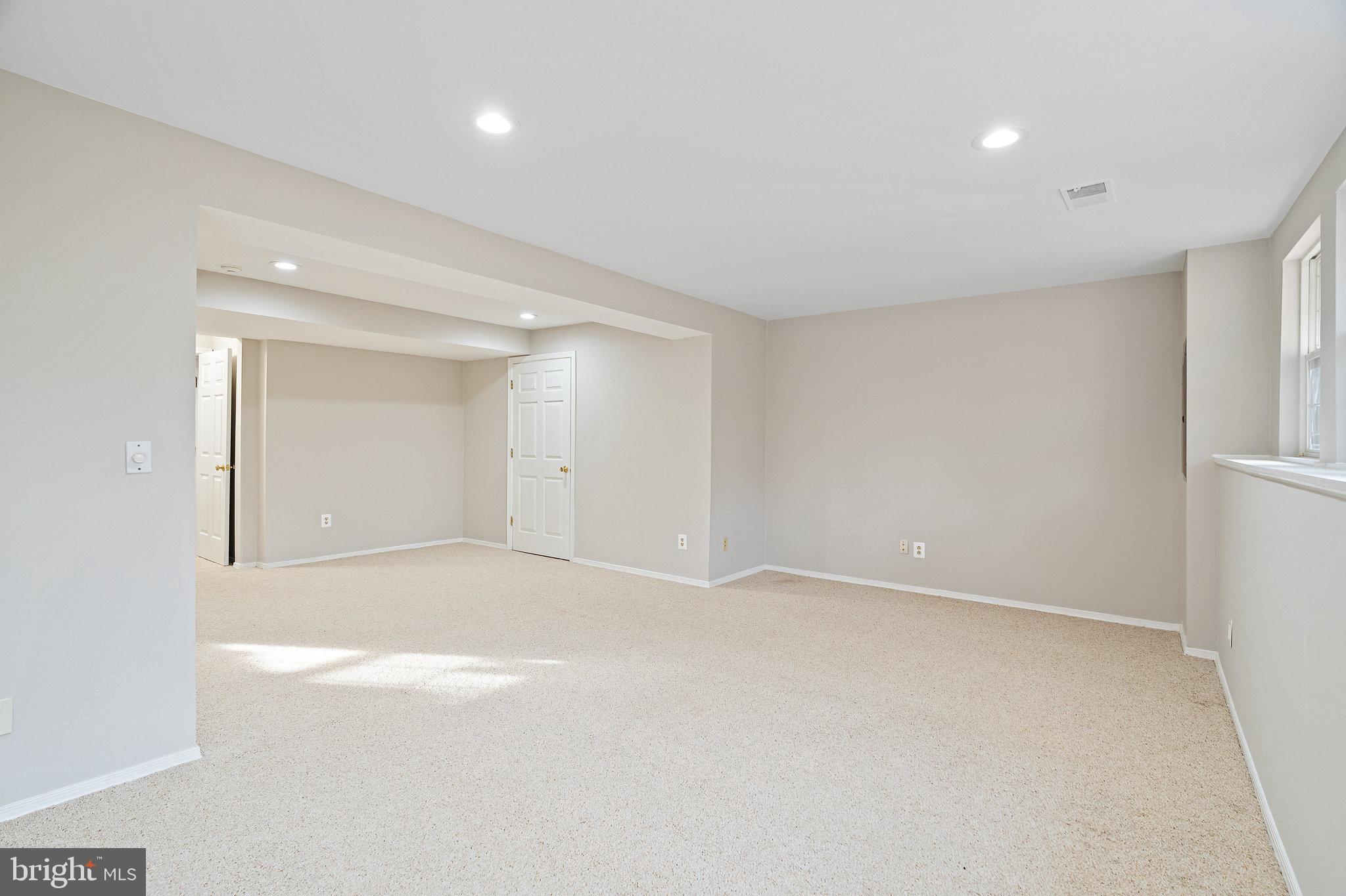 CENTRE RIDGE - Residential