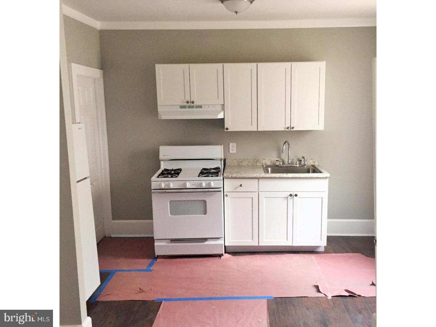 WEST OAK LANE - Residential