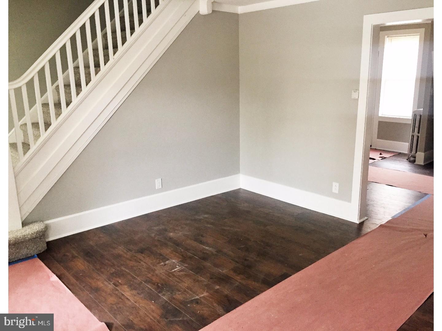 WEST OAK LANE - Residential