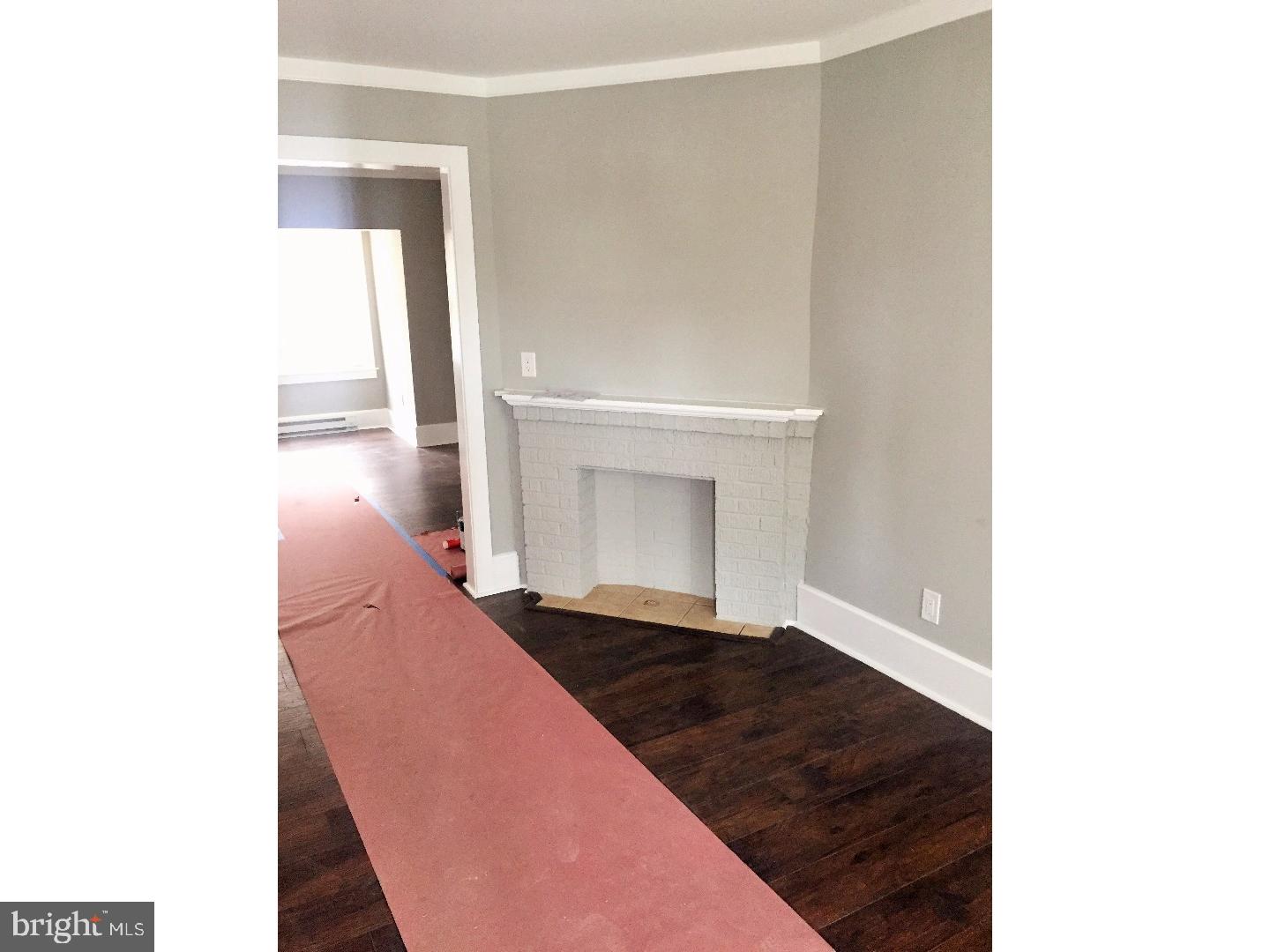 WEST OAK LANE - Residential