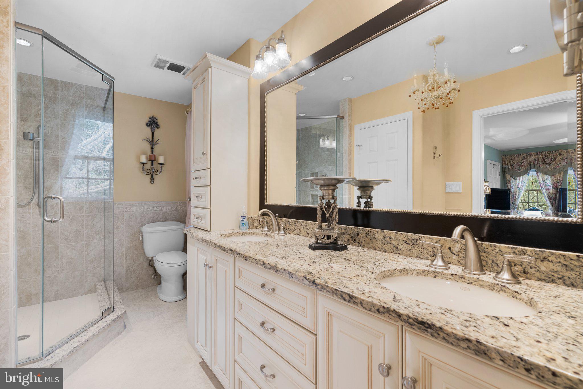 NORBECK ESTATES - Residential