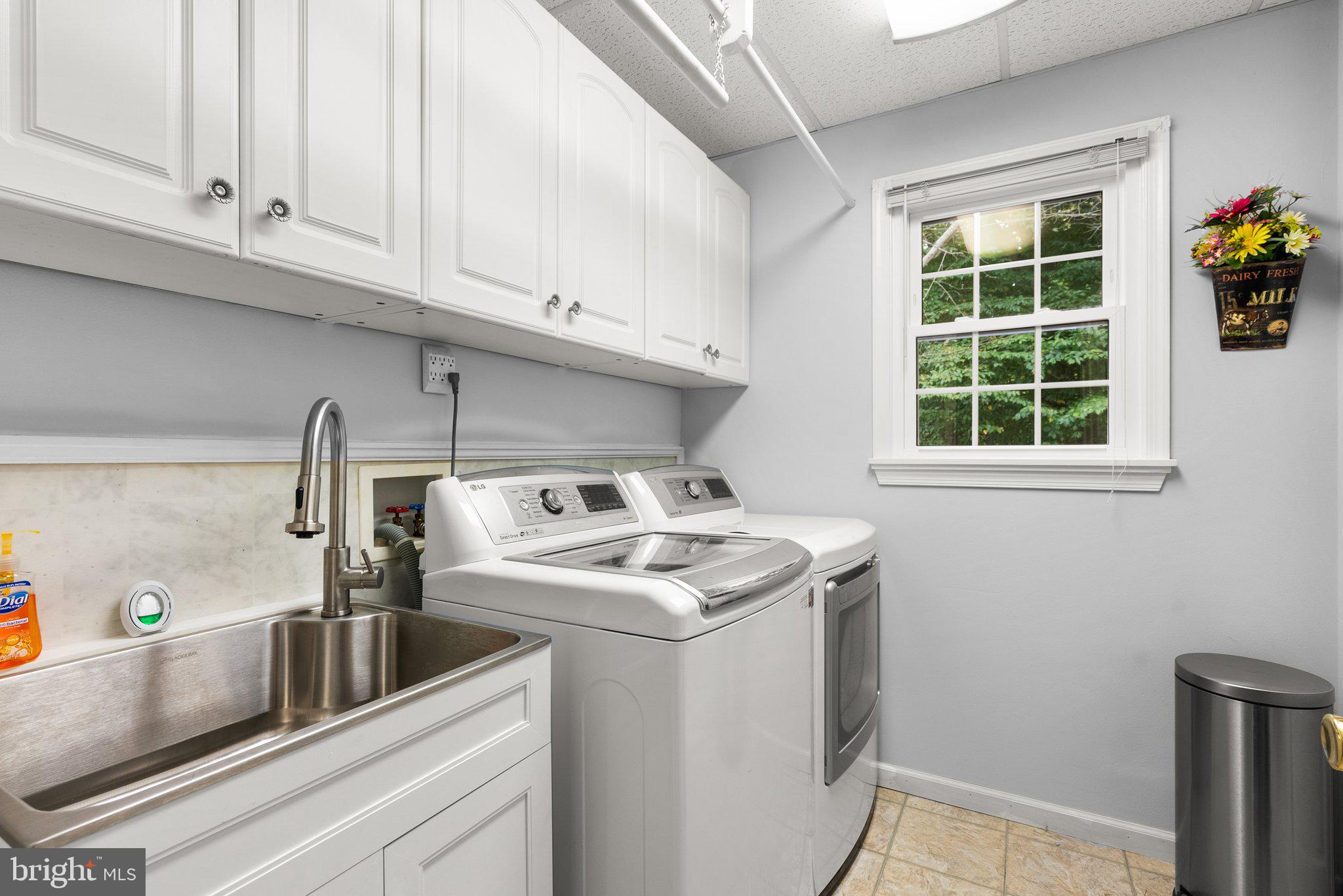 NORBECK ESTATES - Residential