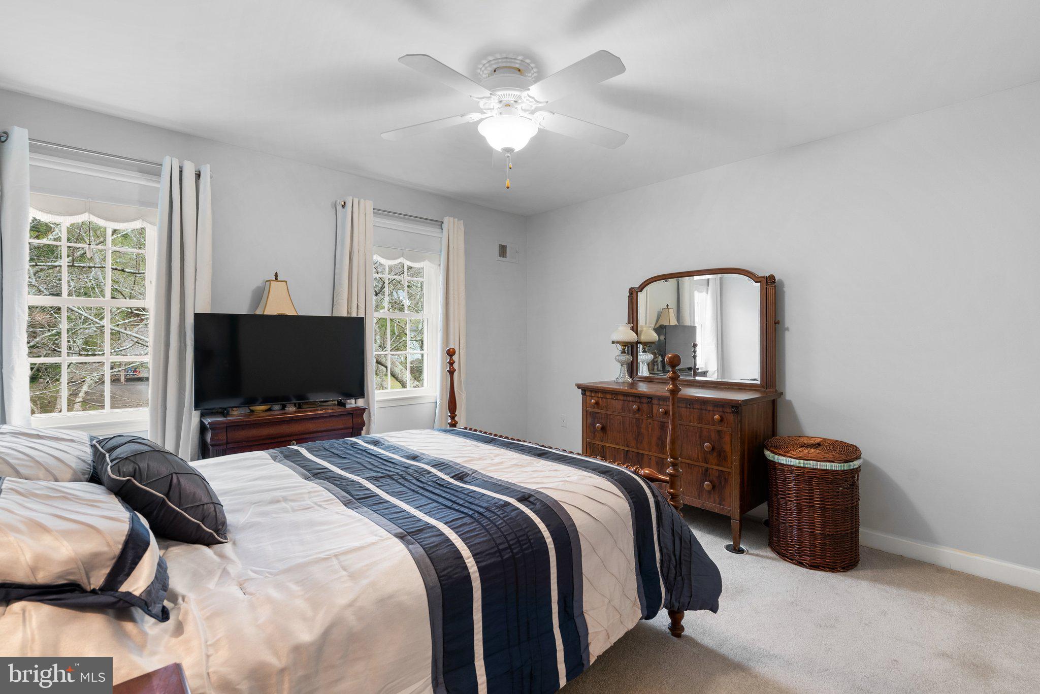 NORBECK ESTATES - Residential