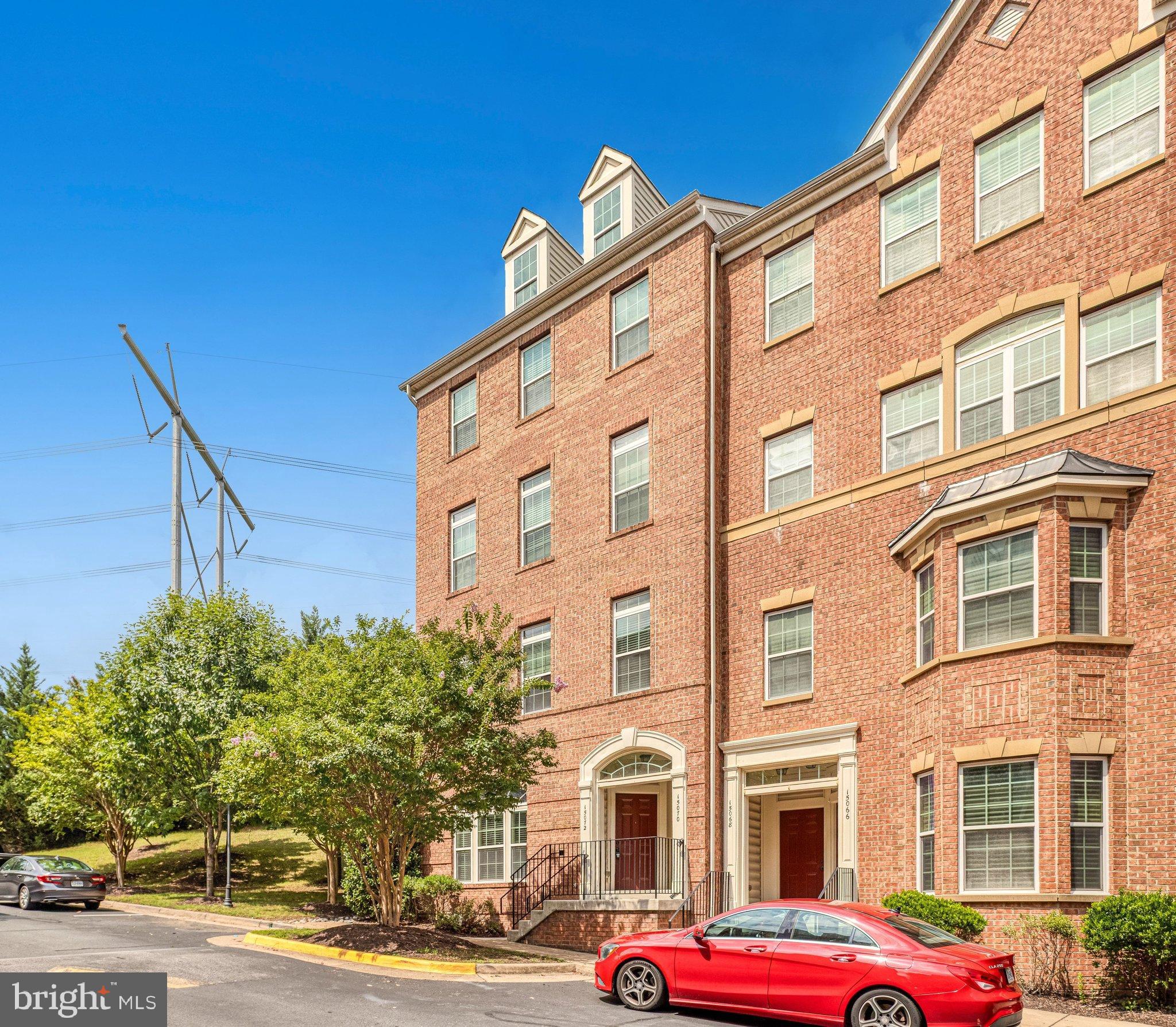 15072 LEICESTERSHIRE STREET 102