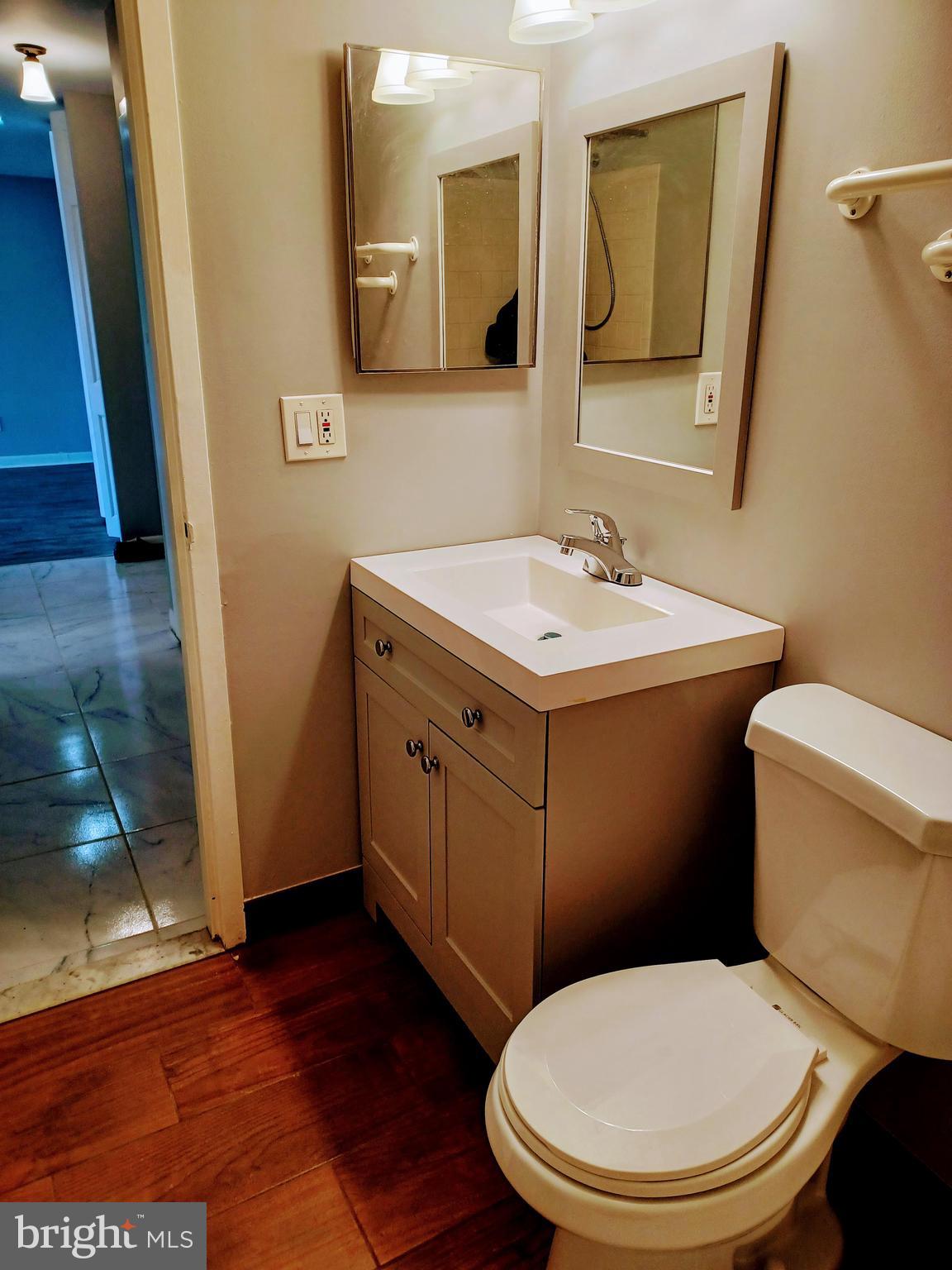 WOODLAKE TOWERS - Residential