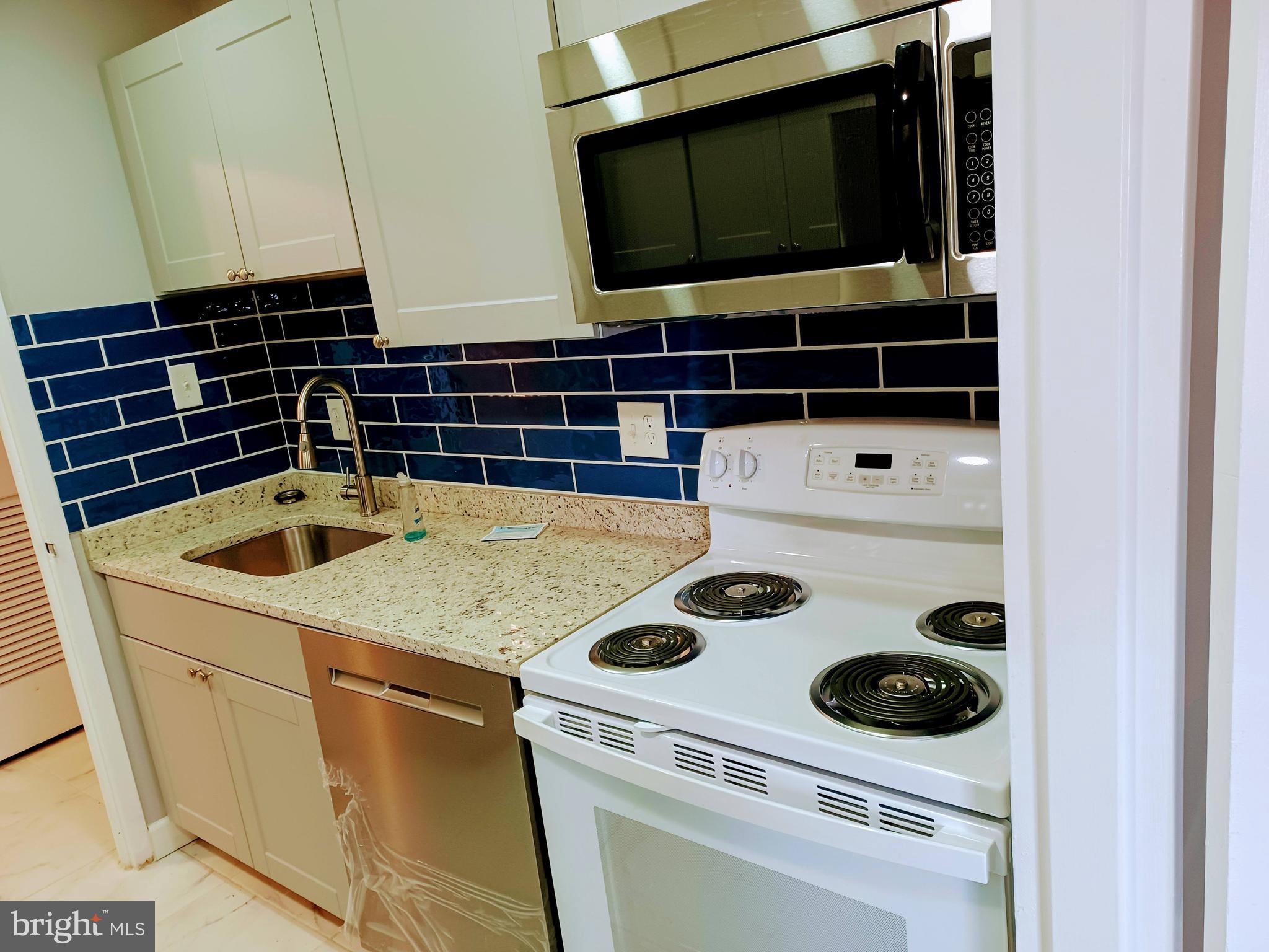 WOODLAKE TOWERS - Residential