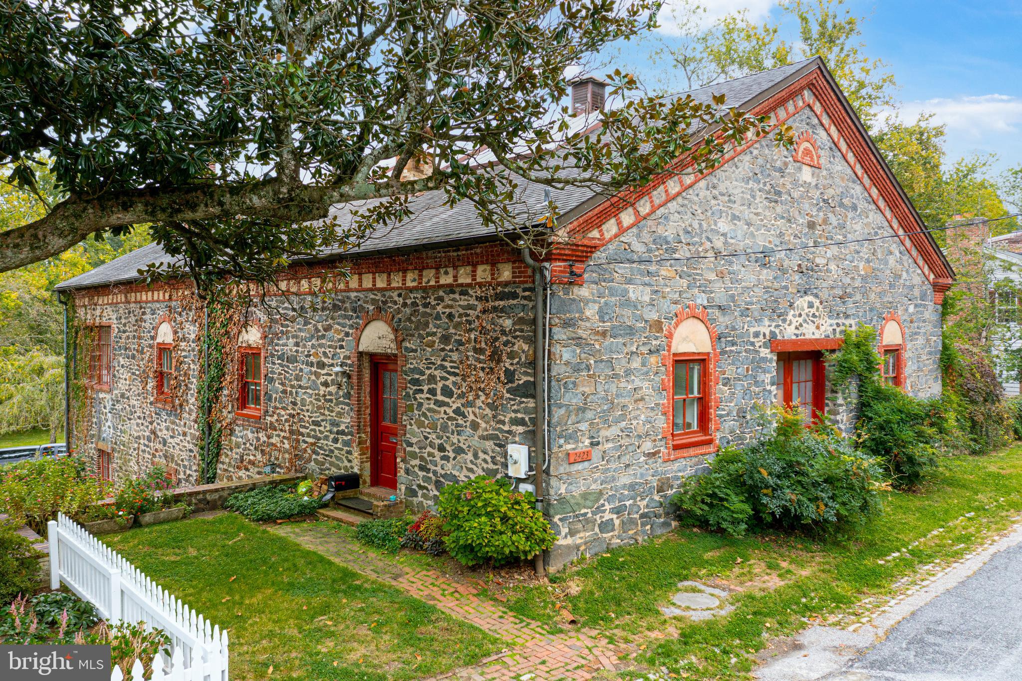 DICKEYVILLE HISTORIC DISTRICT - Residential