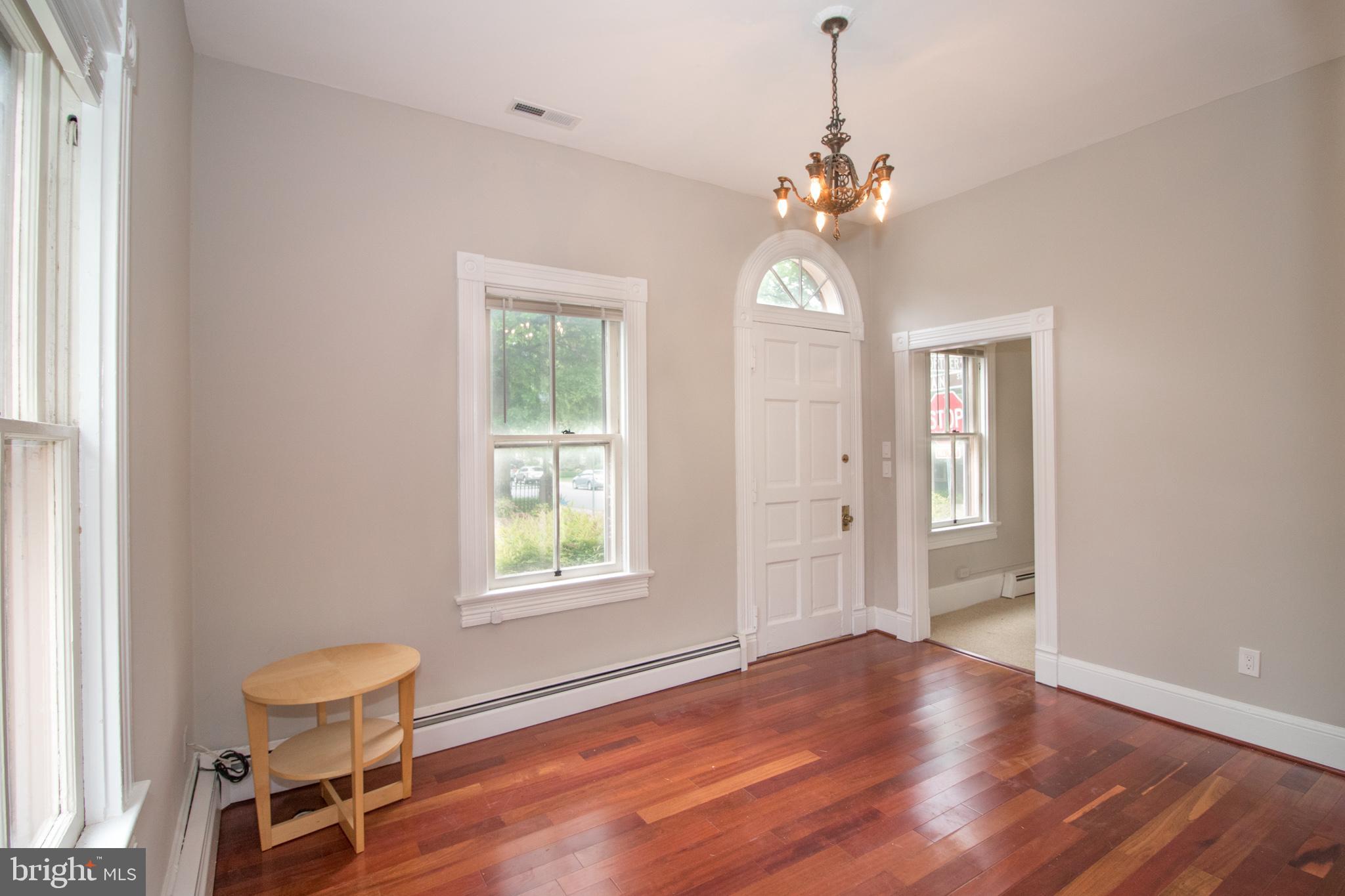 OLD TOWN MANASSAS - Residential Lease