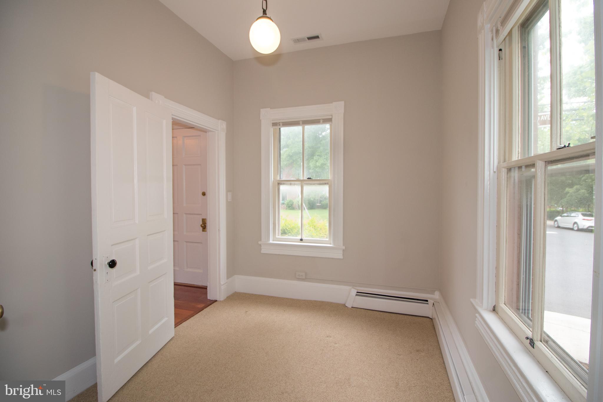 OLD TOWN MANASSAS - Residential Lease