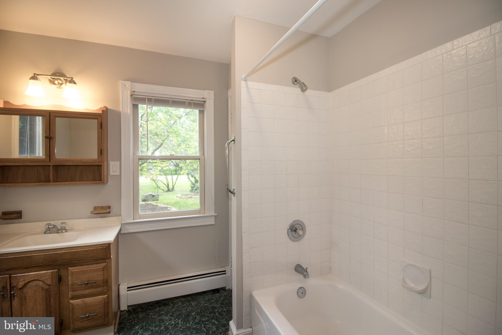 OLD TOWN MANASSAS - Residential Lease