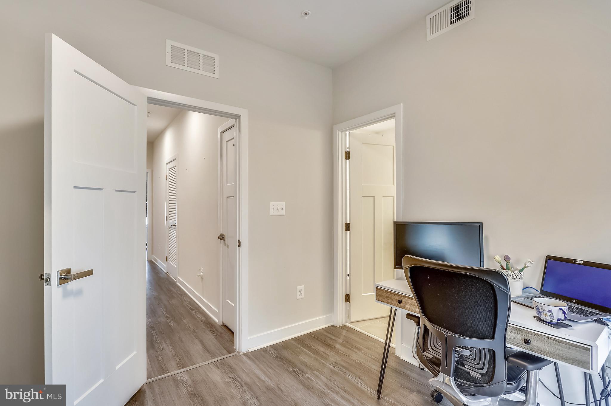 EDITORS PARK - Residential