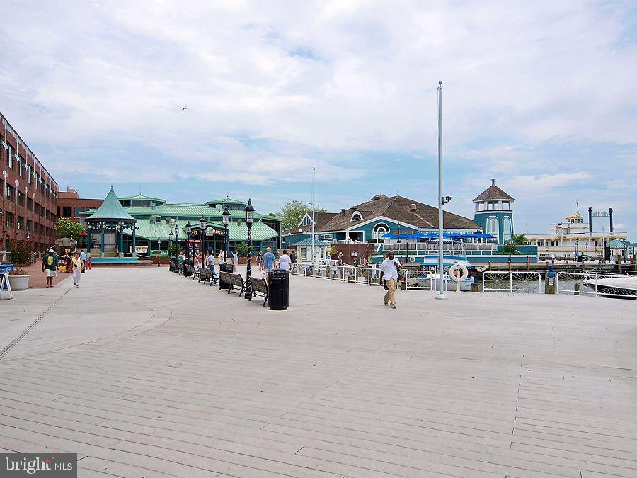 ROSEMONT - Residential