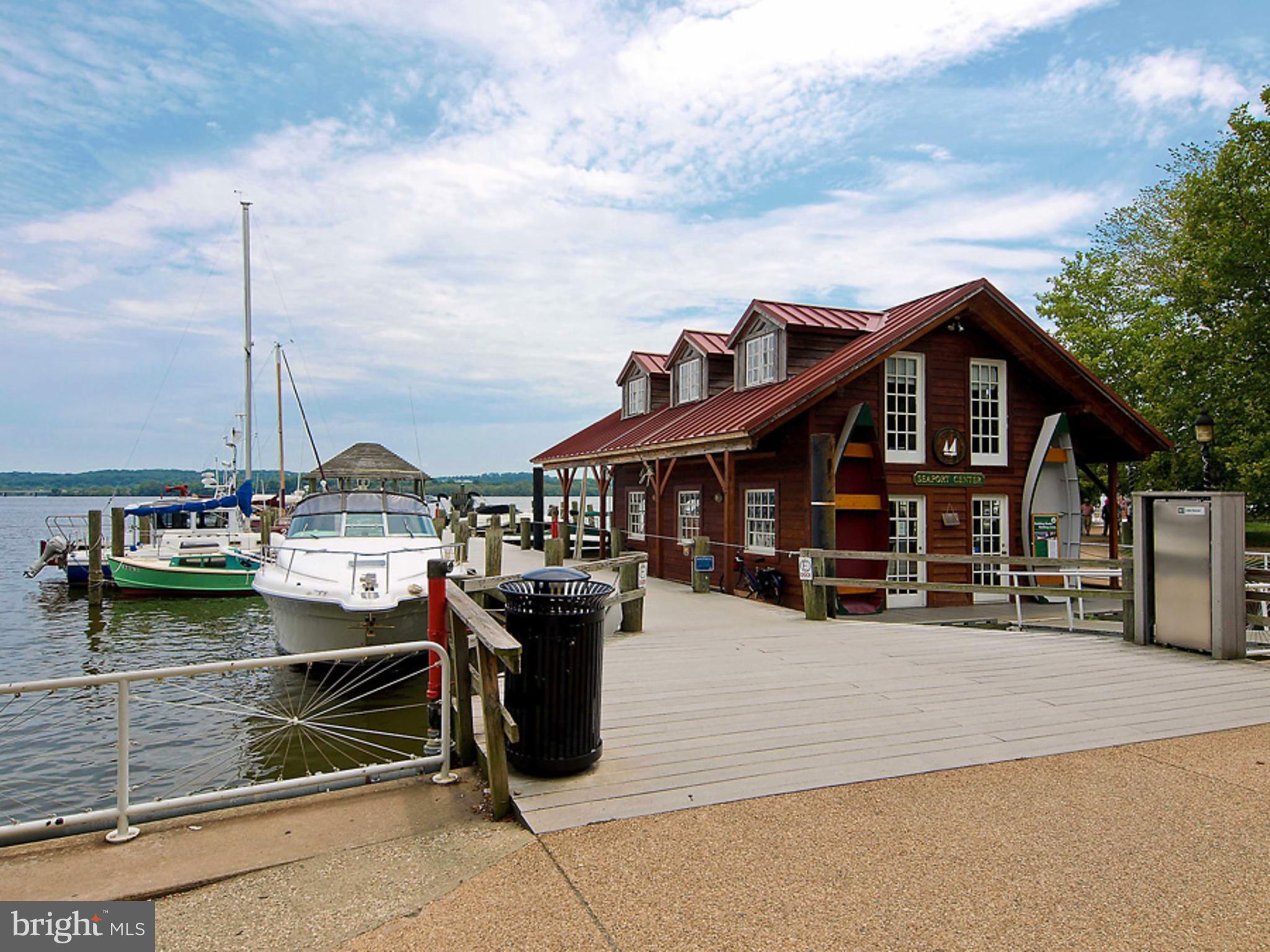 ROSEMONT - Residential