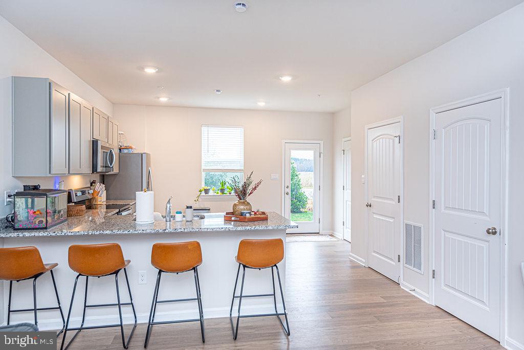 WEST VIEW - Residential