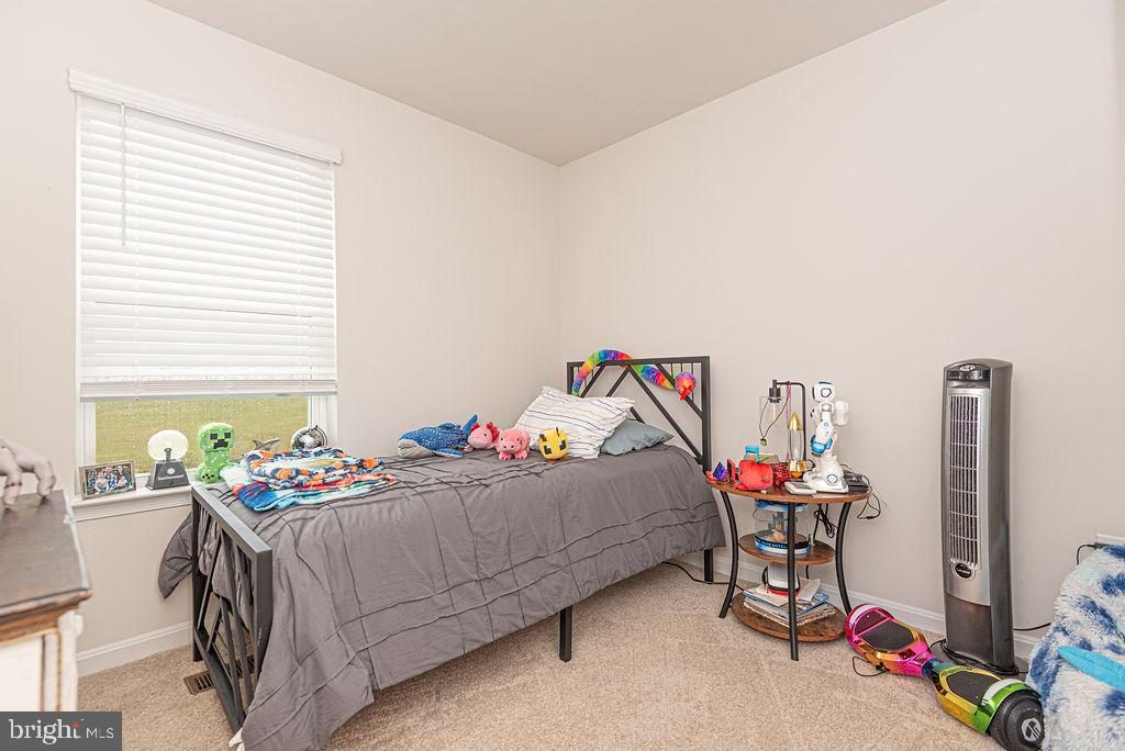 WEST VIEW - Residential