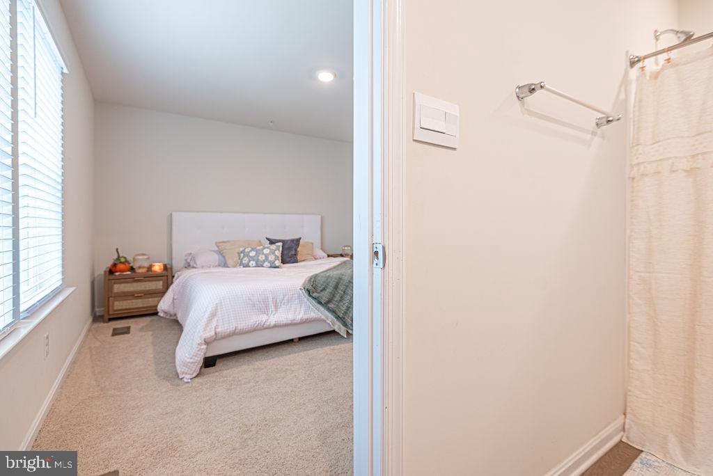 WEST VIEW - Residential