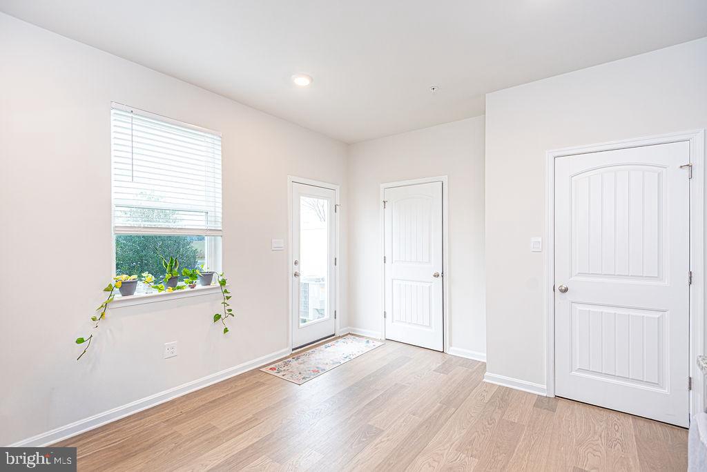 WEST VIEW - Residential